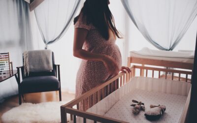 HOW TO DECORATE A NURSERY