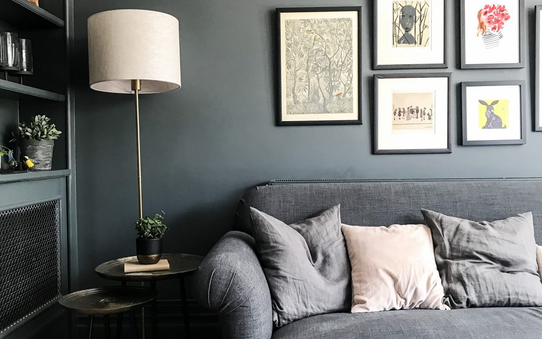 HOW (NOT) TO DO DARK INTERIORS