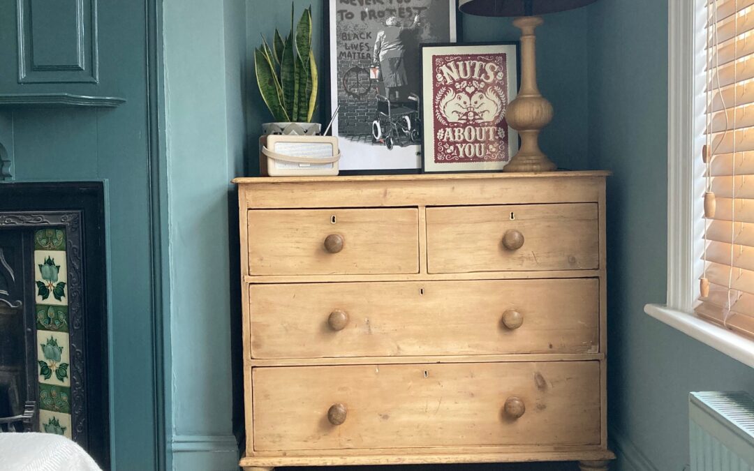How to use an accent colour in your home